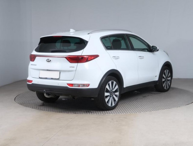 Kia Sportage  2.0 CRDi 