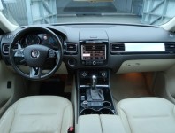 Volkswagen Touareg  3.0 TDI 