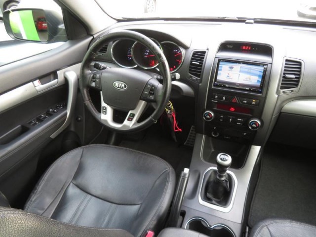 Kia Sorento  2.2 CRDi 