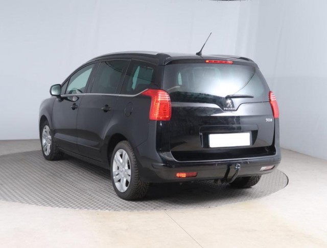 Peugeot 5008  2.0 BlueHDi 