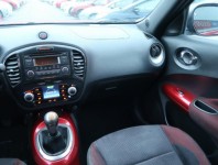 Nissan Juke  1.6 i 