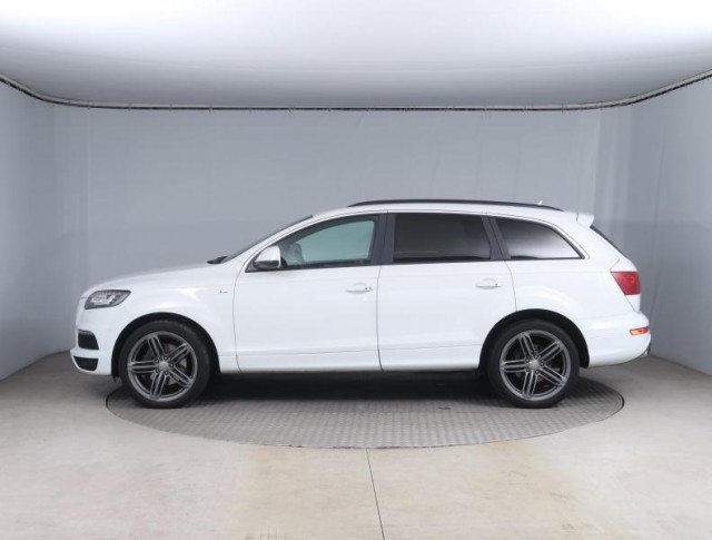 Audi Q7  3.0 TDI 