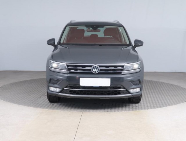 Volkswagen Tiguan  2.0 TDI R-Line