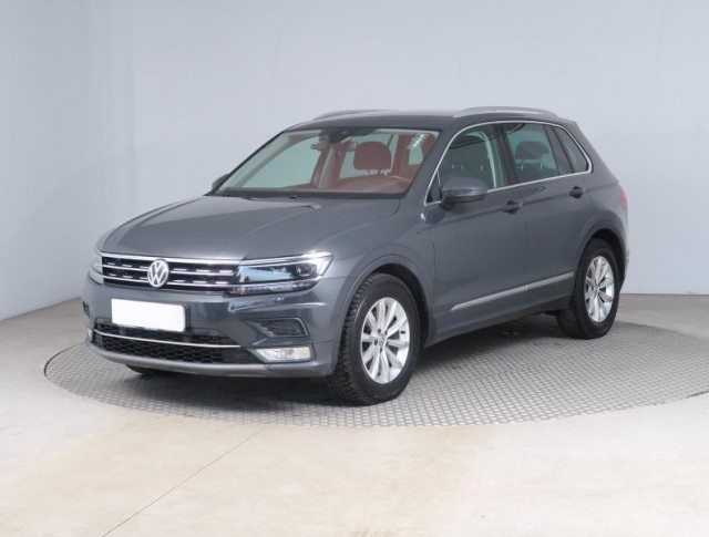 Volkswagen Tiguan  2.0 TDI R-Line