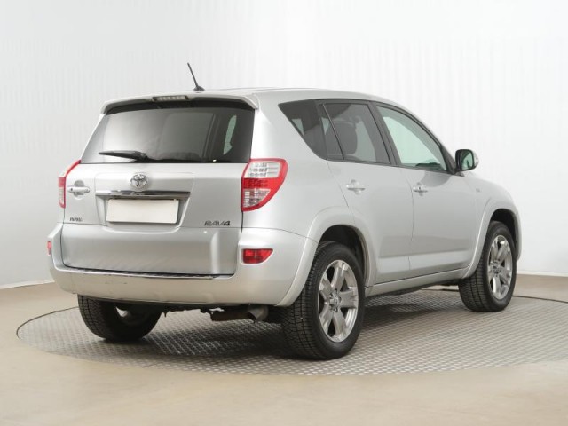 Toyota RAV 4  2.2 D-4D 