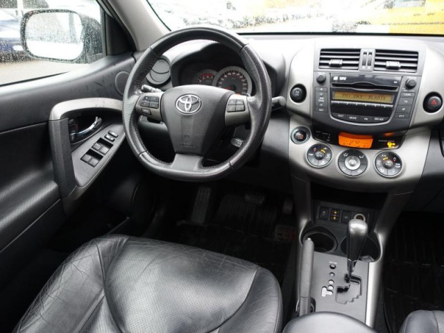 Toyota RAV 4  2.2 D-4D 