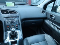 Peugeot 5008  2.0 BlueHDi 