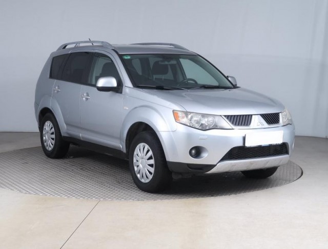 Mitsubishi Outlander  2.0 DI-D 