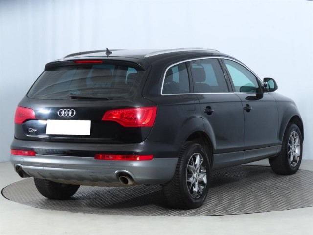 Audi Q7  3.0 TDI 