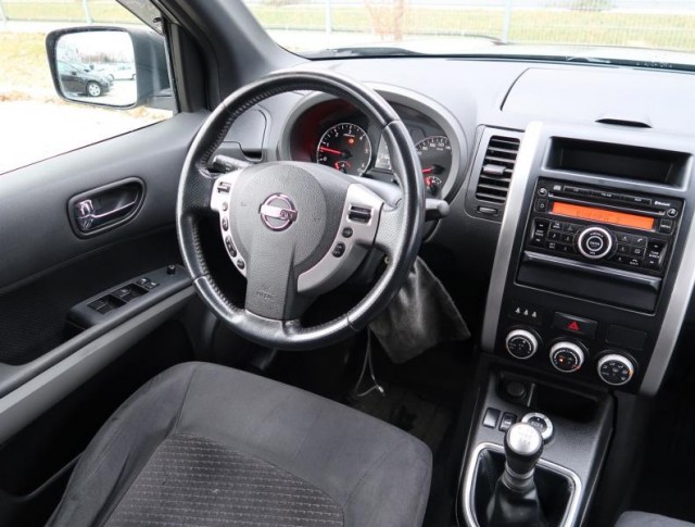 Nissan X-Trail  2.0 dCi 