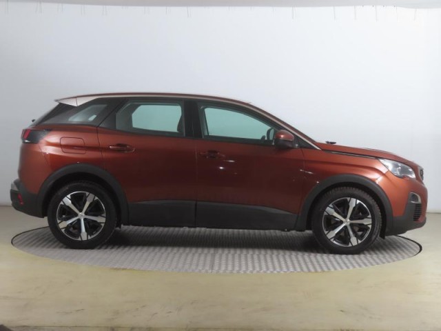 Peugeot 3008  1.6 PureTech 