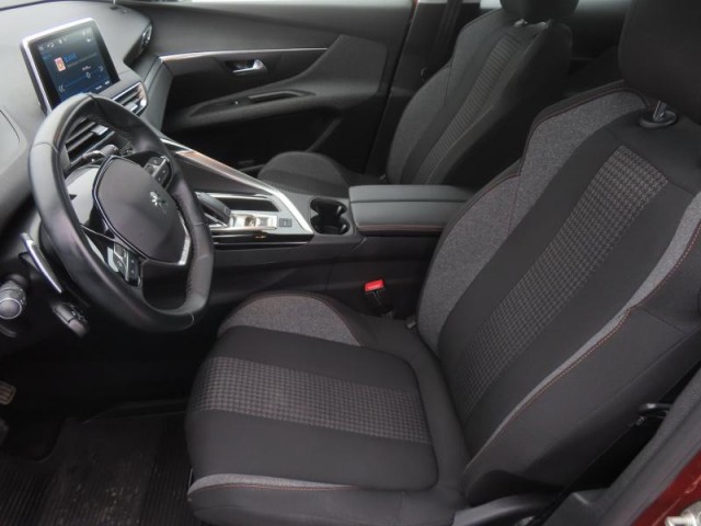 Peugeot 3008  1.6 PureTech 