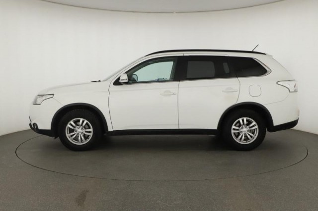 Mitsubishi Outlander  2.2 DI-D 