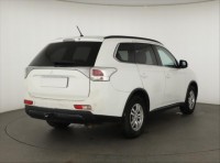 Mitsubishi Outlander  2.2 DI-D 