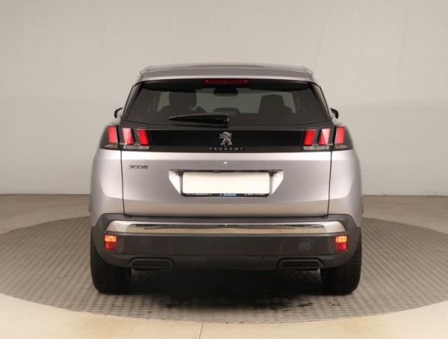 Peugeot 3008  1.5 BlueHDi 