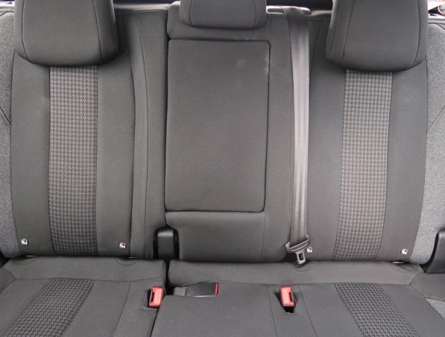 Peugeot 3008  1.5 BlueHDi 