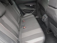 Peugeot 3008  1.5 BlueHDi 