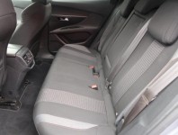 Peugeot 3008  1.5 BlueHDi 