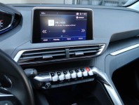 Peugeot 3008  1.5 BlueHDi 