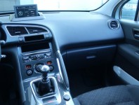 Peugeot 3008  1.6 HDi 