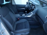 Peugeot 3008  1.6 HDi 