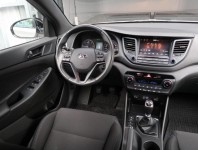 Hyundai Tucson  1.7 CRDi Trikolor