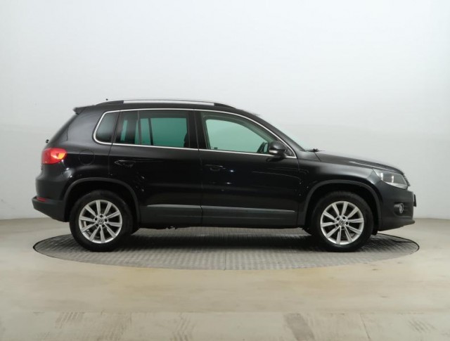 Volkswagen Tiguan  2.0 TDI 