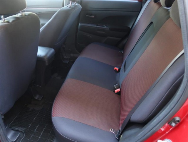 Mitsubishi ASX  1.6 MIVEC 