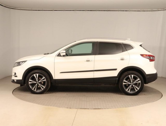 Nissan Qashqai  1.2 DIG-T N-Connecta