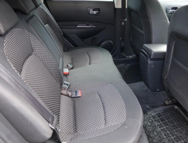 Nissan Qashqai  2.0 dCi Visia