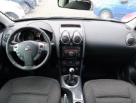 Nissan Qashqai  2.0 dCi Visia