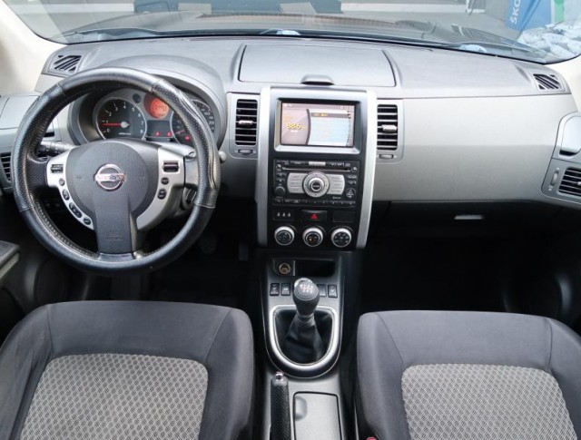 Nissan X-Trail  2.5 