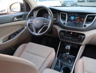 Hyundai Tucson  1.7 CRDi Trikolor