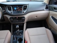 Hyundai Tucson  1.7 CRDi Trikolor