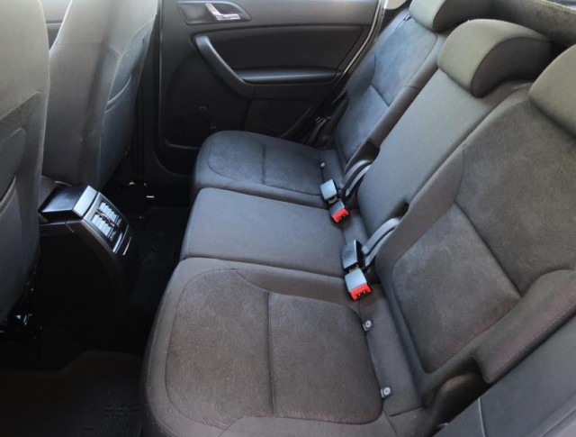 Škoda Yeti  1.2 TSI Elegance