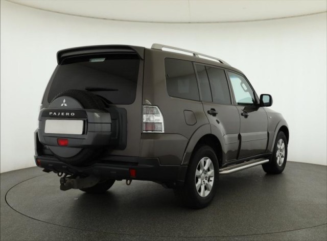 Mitsubishi Pajero  3.2 DI-D 
