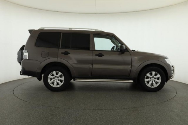Mitsubishi Pajero  3.2 DI-D 