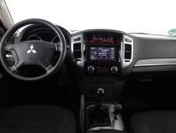 Mitsubishi Pajero  3.2 DI-D 