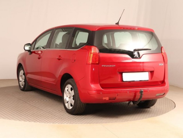 Peugeot 5008  2.0 BlueHDi 