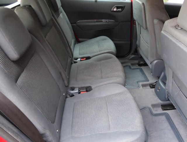 Peugeot 5008  2.0 BlueHDi 