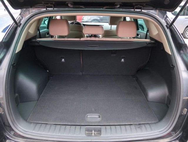 Hyundai Tucson  1.7 CRDi Trikolor
