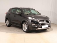 Hyundai Tucson  1.7 CRDi Trikolor