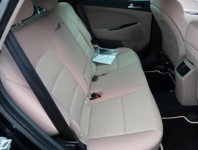 Hyundai Tucson  1.7 CRDi Trikolor