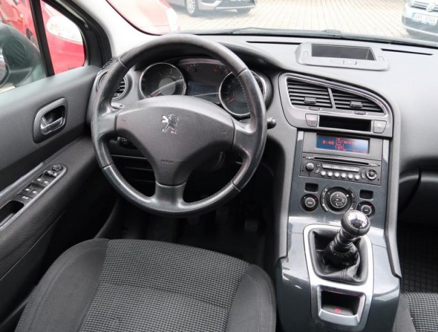 Peugeot 5008  2.0 HDI 