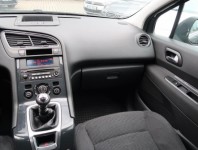 Peugeot 5008  2.0 HDI 