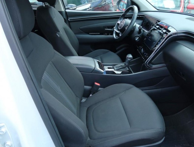 Hyundai Tucson  1.6 T-GDI 48V MHEV Smart