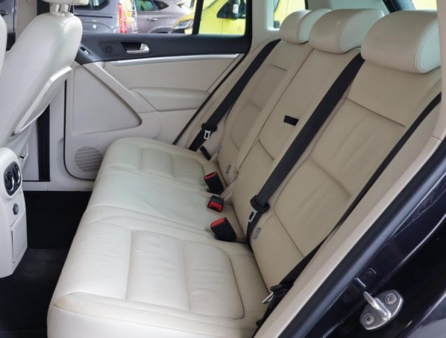 Volkswagen Tiguan  2.0 TDI 
