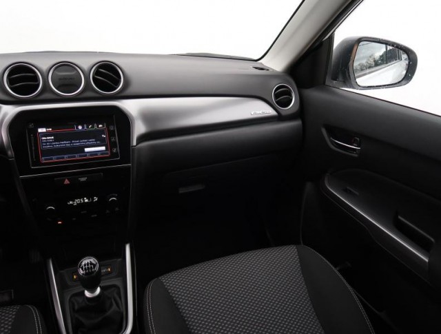 Suzuki Vitara  1.4 BoosterJet GL +