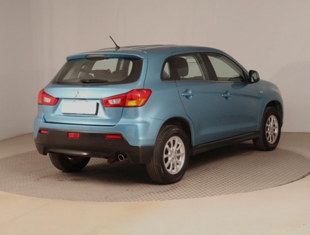 Mitsubishi ASX  1.6 MIVEC 
