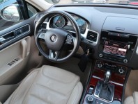 Volkswagen Touareg  3.0 TDI 
